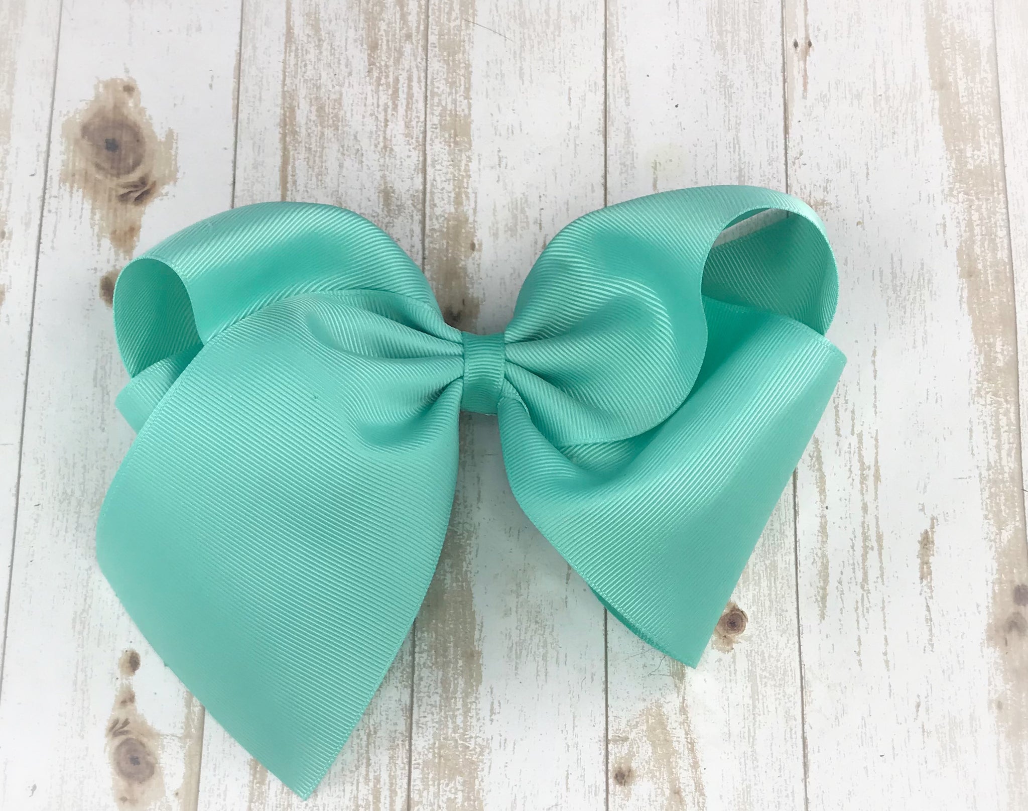 Tropic Boutique Bow